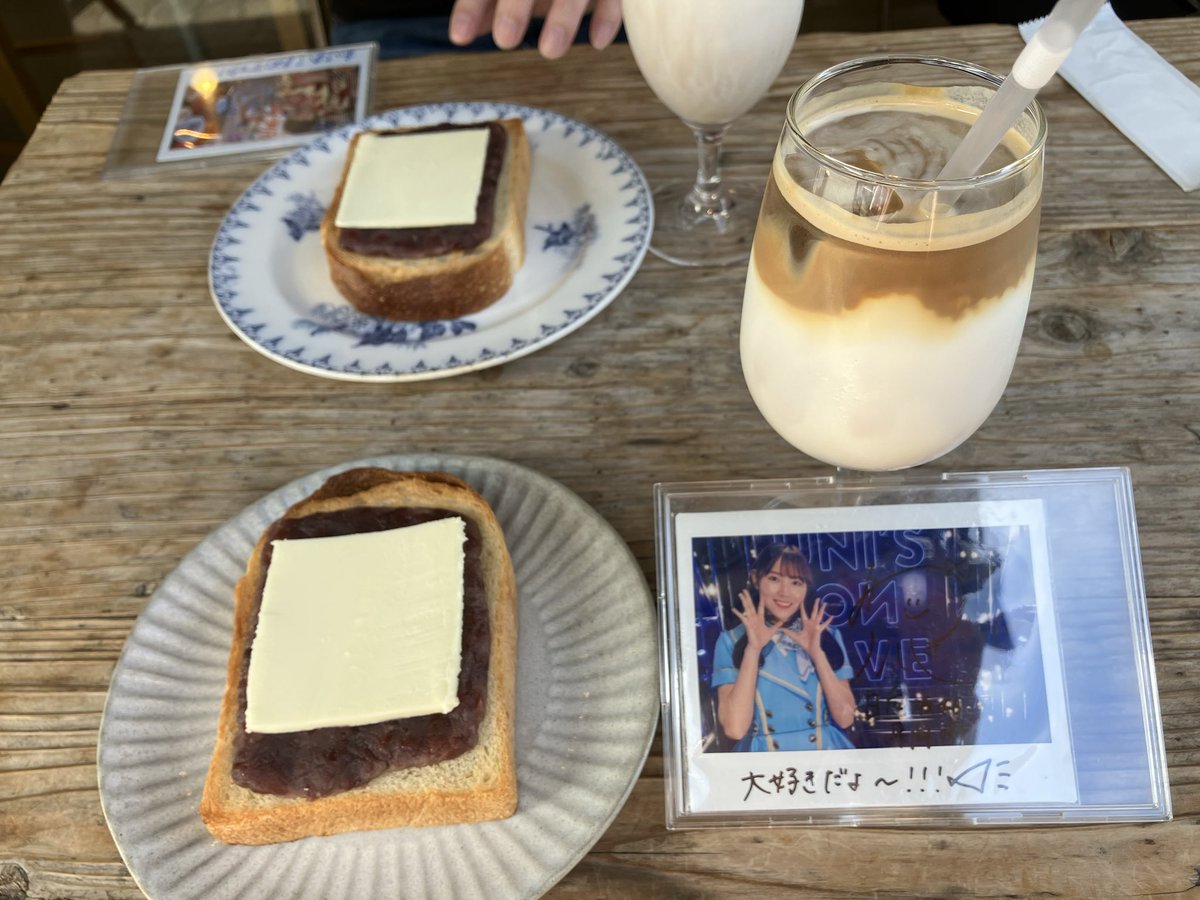 目の前ででおはるよの撮影会をしてる人がいました😆