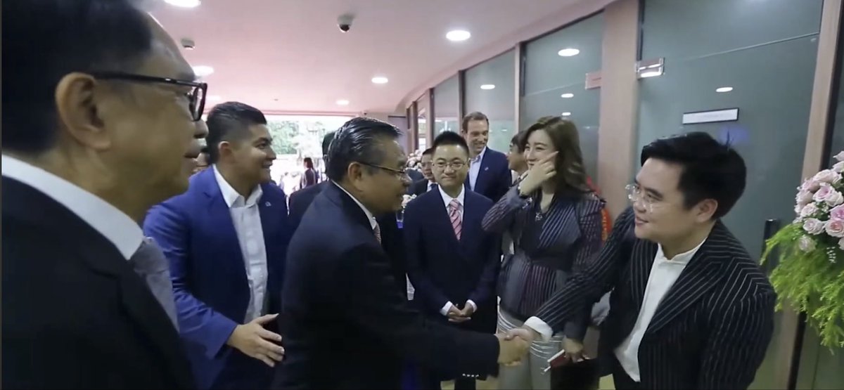 1. This photo tells a story of how Chinese mafia have captured Thailand’s elite. 

For the U.S., which counts Thailand as an ally, this is an existential problem.