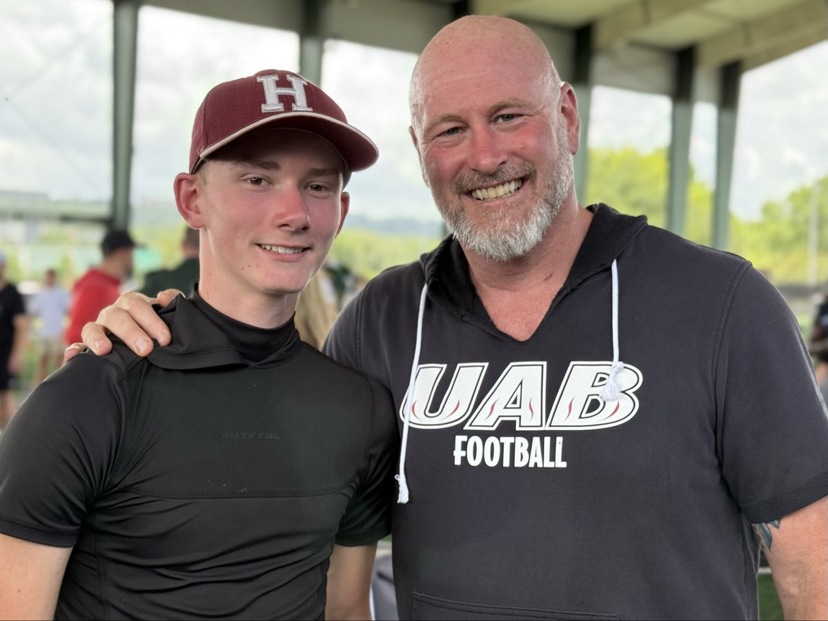 .<a href="/UAB_FB/">UAB Football</a> had been weighing on my heart all day, didn’t know why I was being lead until this evening.

I pray for God’s peace on <a href="/DilfersDimes/">Trent Dilfer</a> and may God surround you with His Love.

#icuRoss #ImThatTiger

<a href="/HartselleFball/">Hartselle Tigers Football</a> #OwnIt

<a href="/trlong02/">Ty Long</a> 
<a href="/adamgorney/">Adam Gorney</a>
<a href="/AL_Recruiting/">AL Recruiting</a>