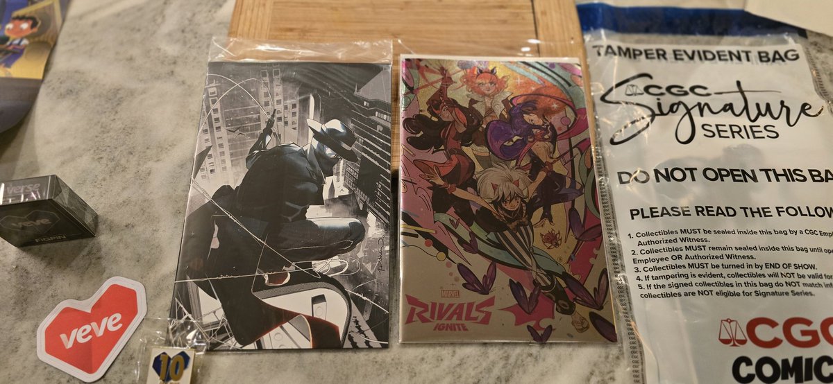 waltynova's tweet photo. Same stuff, some closeups. https://t.co/fZlBFd3EaP