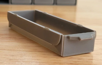 Masa_Towada's tweet image. 3Dプリントの棚作ったよって動画見てみたら、小箱がオリガミ式で目からうろこ。
なるほどねぇ…これならウチの機体でも爆速で大量に作れる。
thingiverse.com/thing:7162949