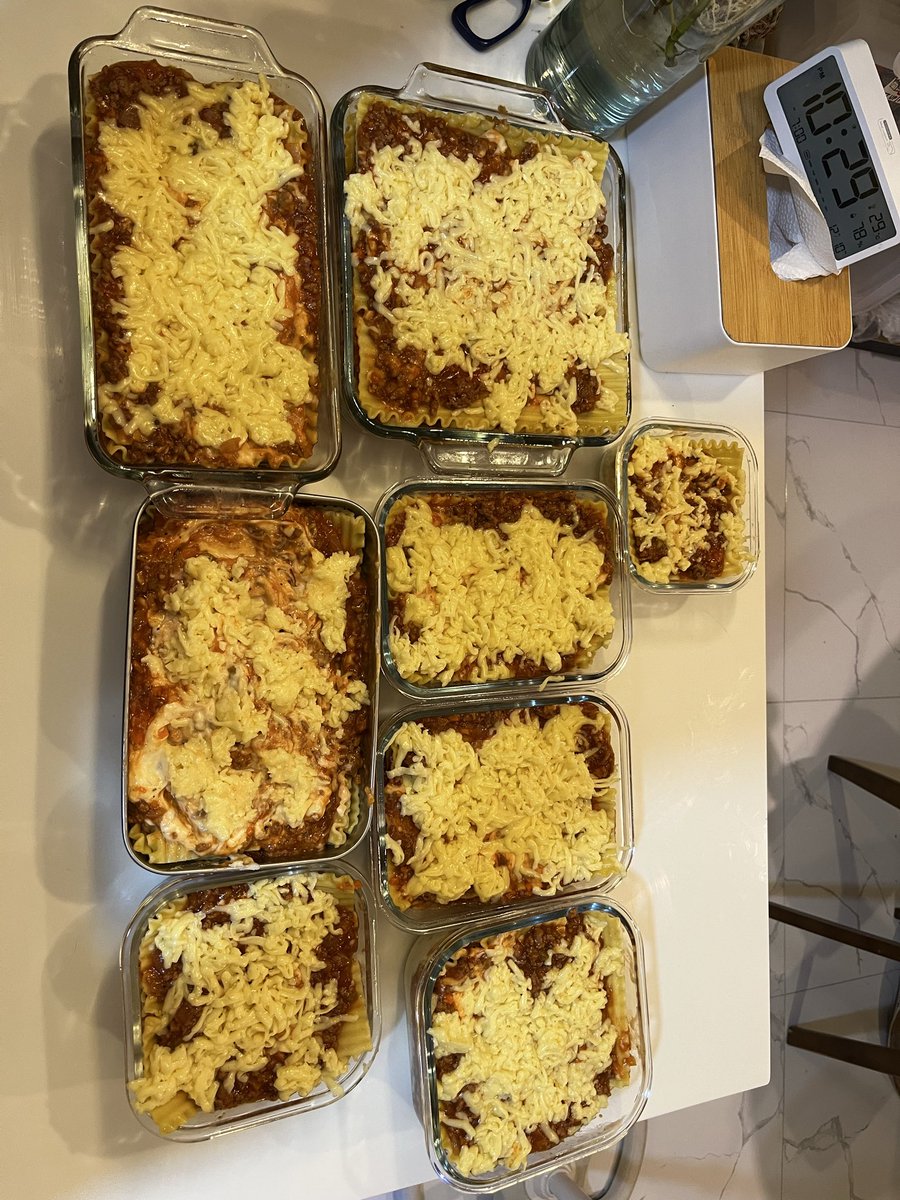 aaronjamesdude's tweet photo. Yearly rituals. Kagabi ko pa iniisip bakit ko ba pinapagod sarili ko??? 🥲 https://t.co/b5oLNBGFq5