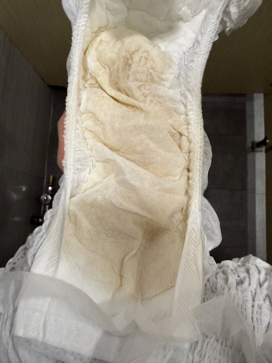 一觉醒来裤裤就湿透了🥲🥲