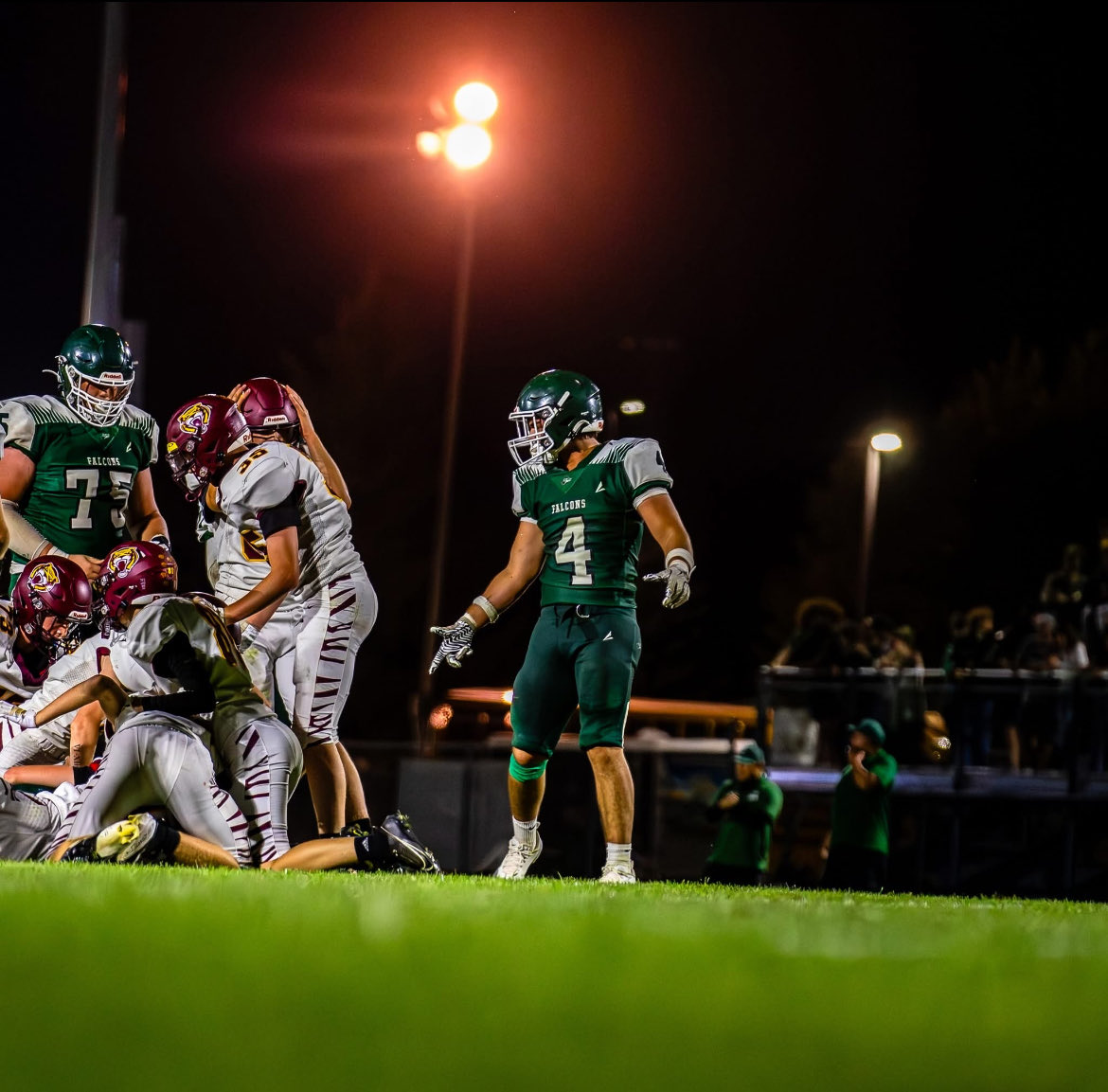 Week 7 film 
hudl.com/v/2Sxgm6
6’1 220 DE/RB/TE/Long snapper 
First half defense/ second half offense 
<a href="/PrepRedzoneMN/">Prep Redzone Minnesota</a> <a href="/OJW_Scouting/">PrepRedzone Oliver</a> <a href="/LOScrimmage/">Line Of Scrimmage Coaching & Consulting</a> <a href="/AllenTrieu/">Allen Trieu</a> <a href="/fbo_football/">Faribault Football</a> 
DMs are open!!!!!!!!