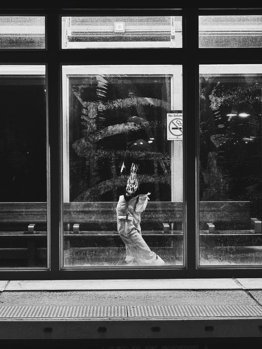 Awegusttypebeat's tweet photo. “What’s Left of You” Oct 16th 🎸🤞🏻 https://t.co/Catgr7KmkW