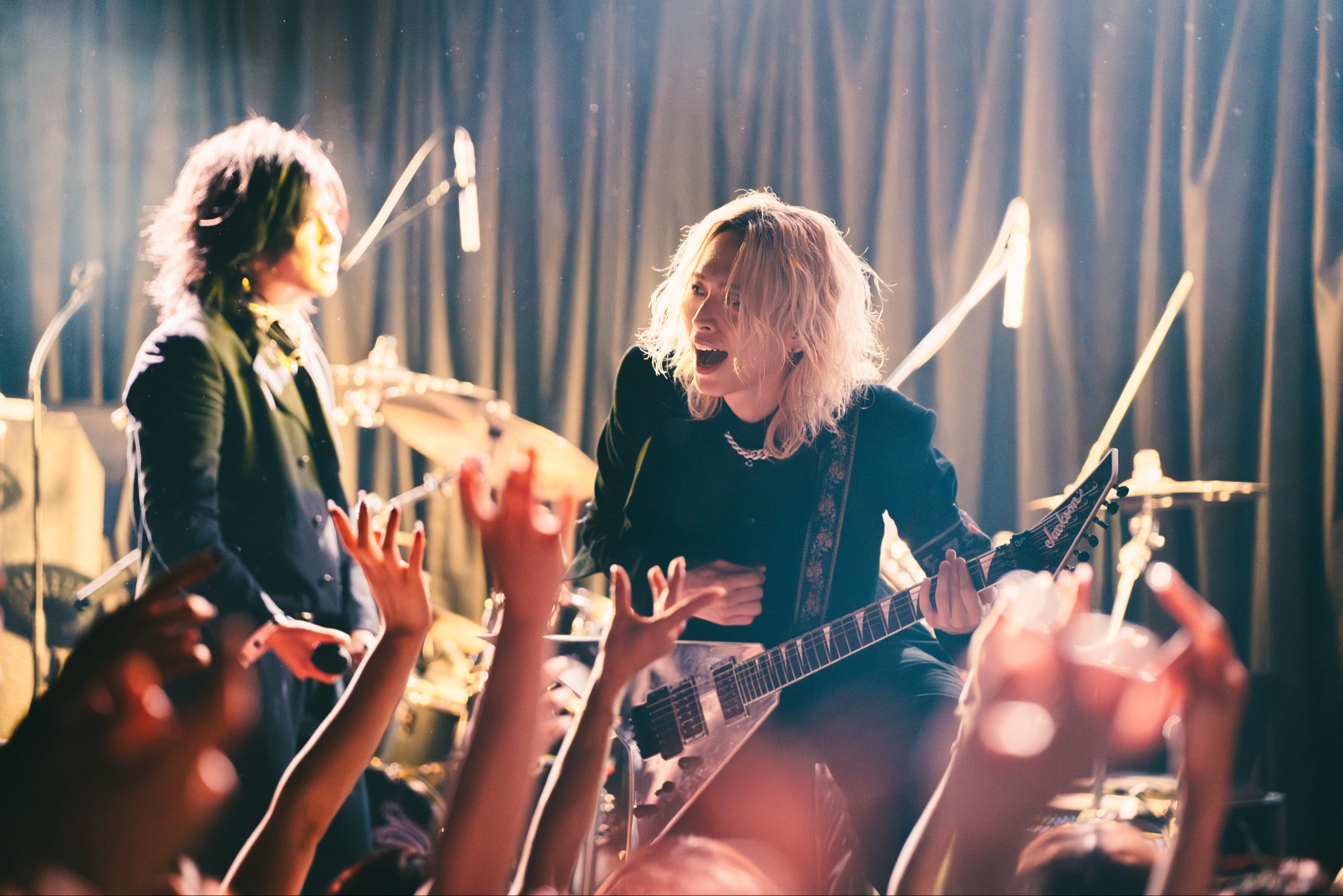 DEZERT千秋生誕ロンT&CD2枚&非売品缶バッチの4点セット 缶バッジセット ＜IDOLiSH7 B＞3種セット - 公式『アイド