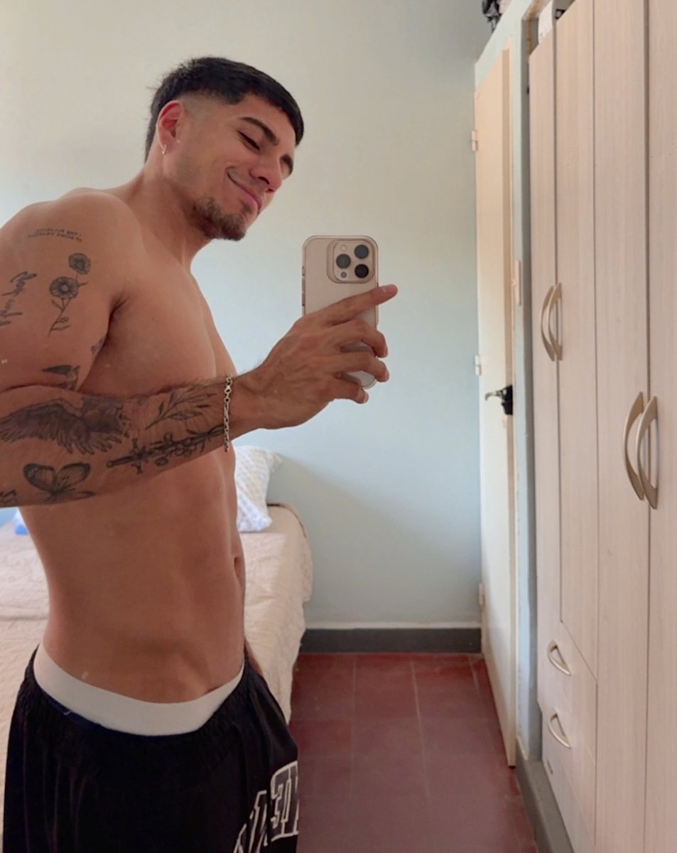 👀