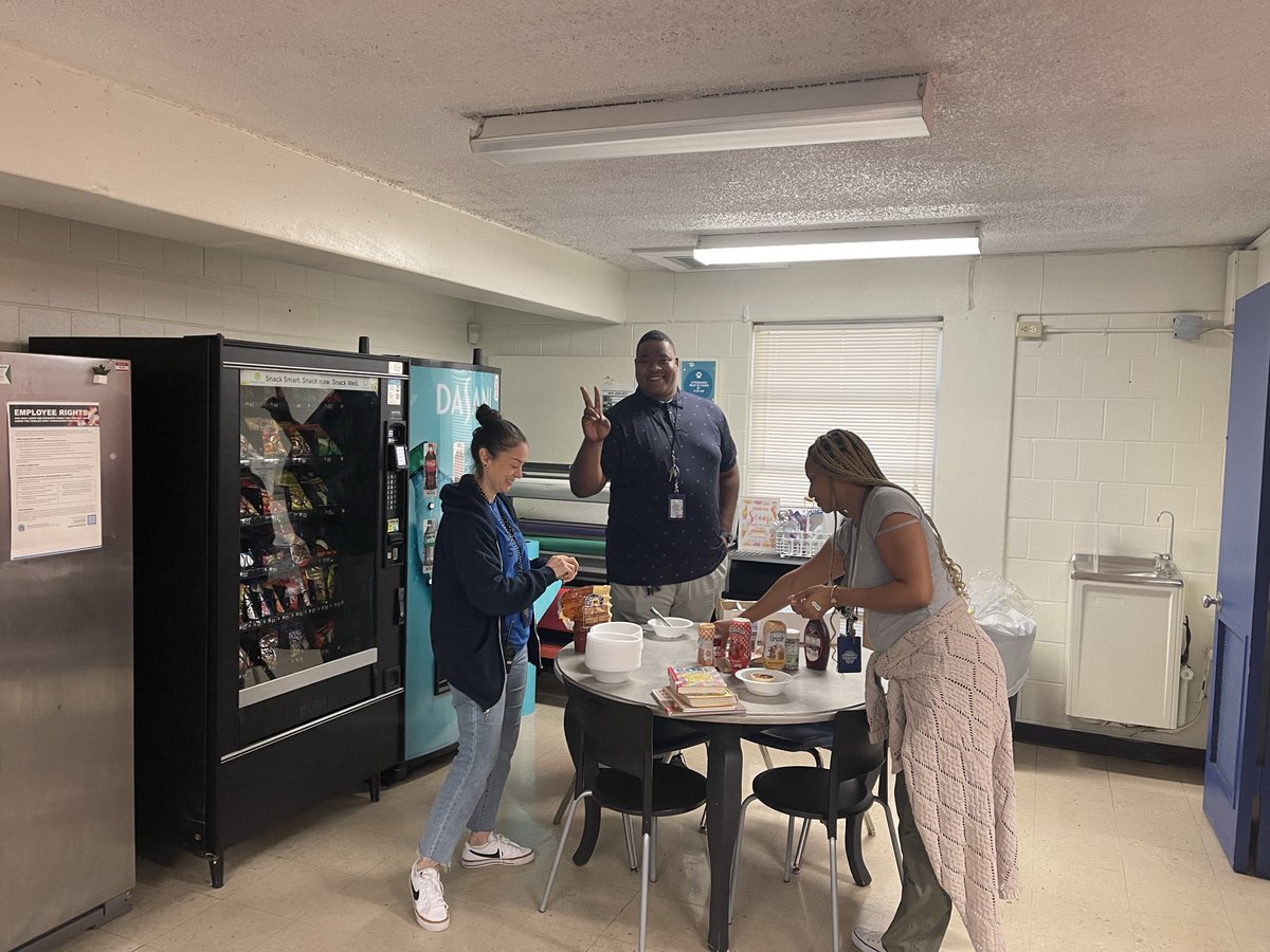 Durham Elementary tweet media