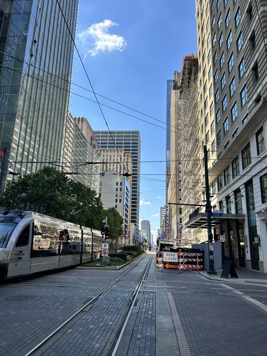 #Downtown #Houston 
Cositas que me regala mi trabajo