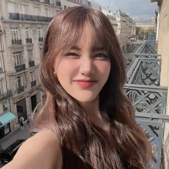 ว่างๆ อย่าลืมกดเข้าไปเอนเกจกันนะคะ อีกไม่กี่วันก็ใกล้หมดเวลาแล้ว 😁

🔗 girlfreensguide.carrd.co

#MaisonValentinoSS26xFreen
#ValentinoFireflies 
#ValentinoGaravani 
#ParisFashionWeek #PFW 
#srchafreen #FreenSarocha