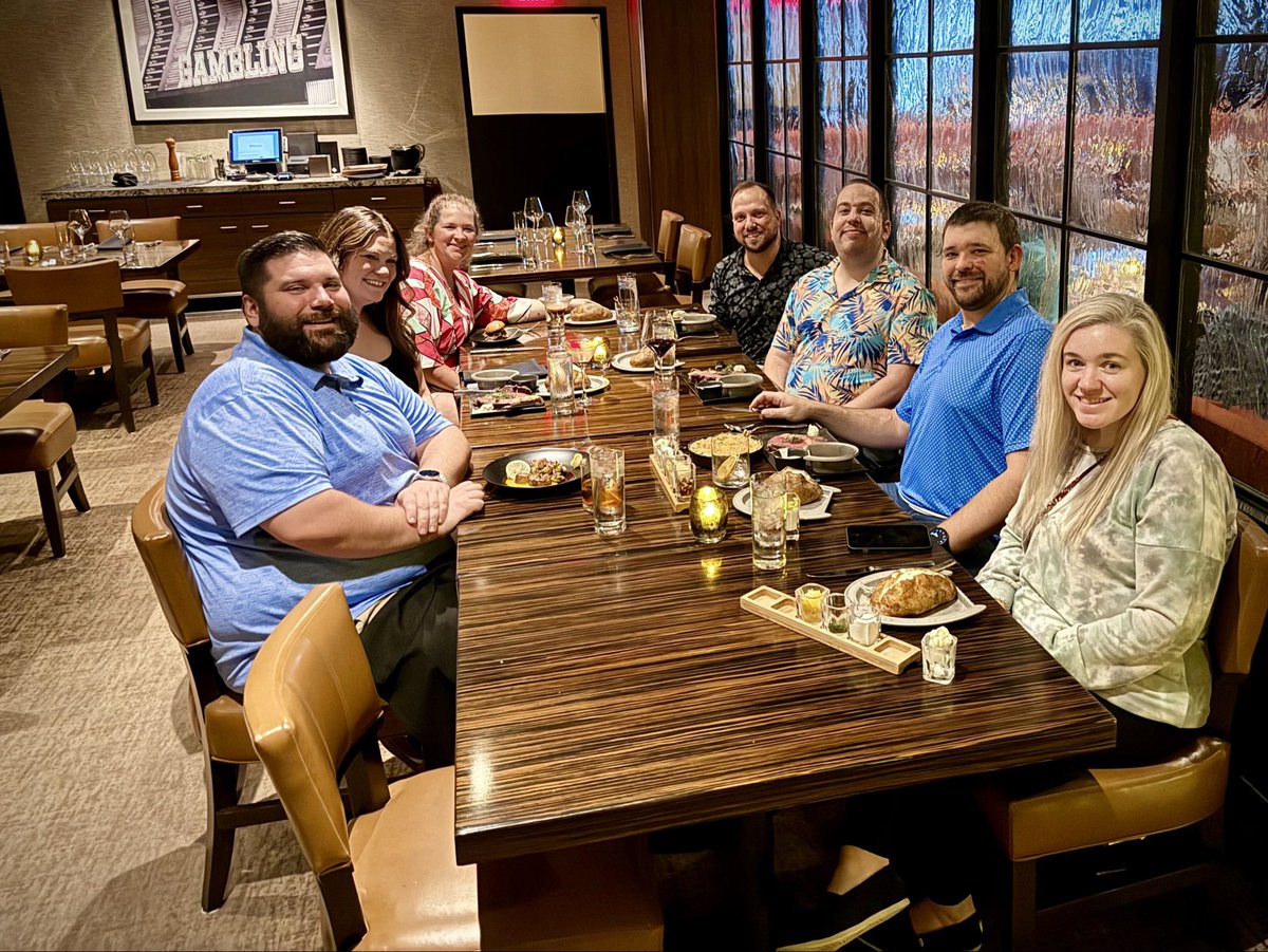 Another successful #Roadhouse Retreat. Had an amazing time in the #SinCity and caught another <a href="/dennyhamlin/">Denny Hamlin</a> victory! Excited to plan out the next retreat!