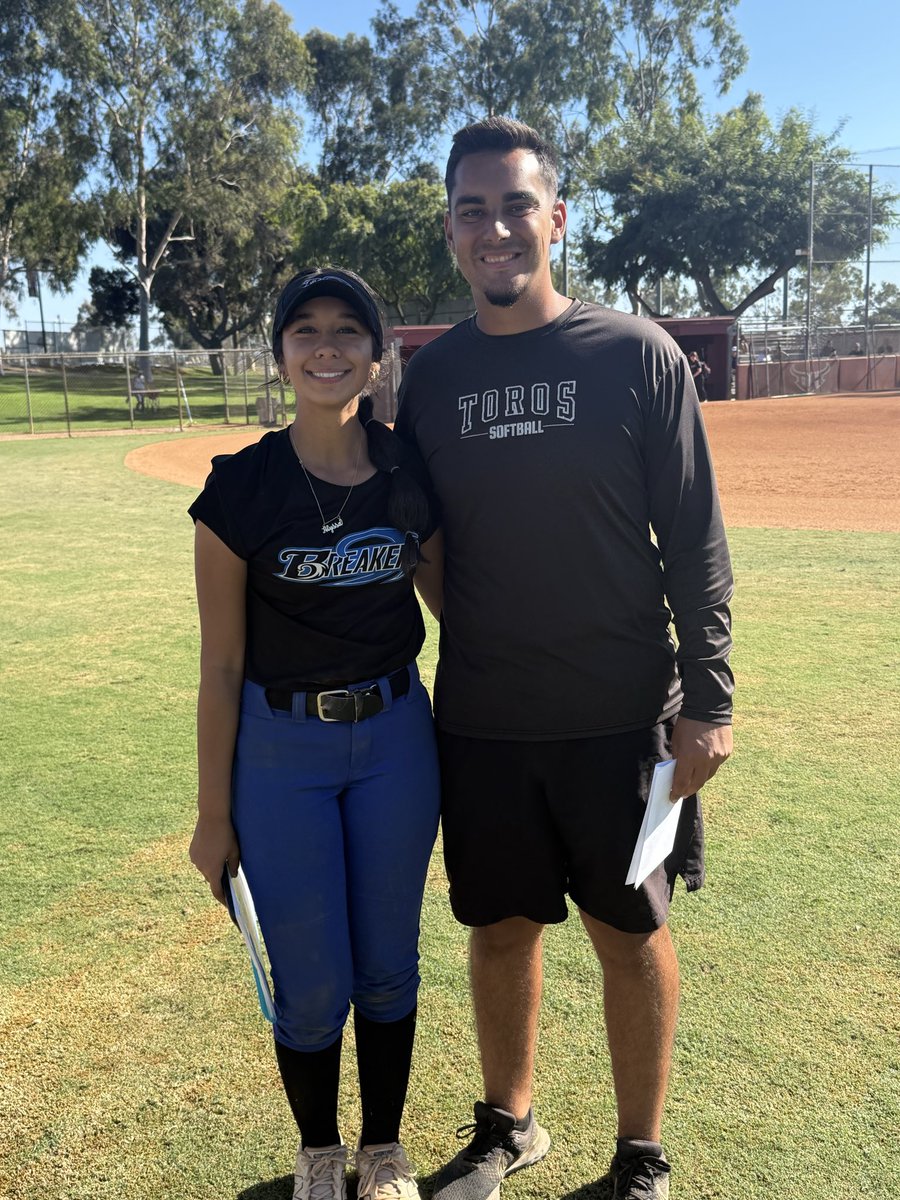 acastillo_2026's tweet photo. Had a great time at the CSU Dominguez Hills softball camp! Thank you @CSUDHsoftball Coach Garcia, Coach Maier &amp; Coach Jimenez for the opportunity to work with you on the field and for running a great camp! Hope to be back soon! Go Toros!!
#csudh #torosoftball #uncommitted2026 https://t.co/urZx6x1yyj