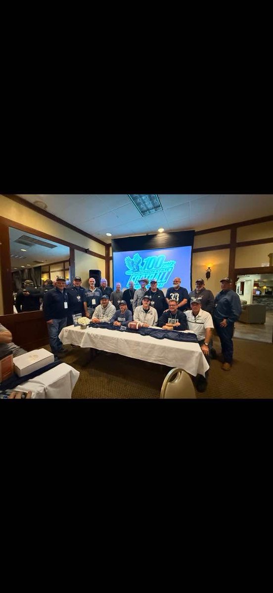 CoachPStanton's tweet photo. Thanks to everyone for making the 100 years of Blue Hawk football a memorable event. Over 400 former players back. Great to catch up with so many. Dickinson State is a special place! https://t.co/tdqyoabcP5