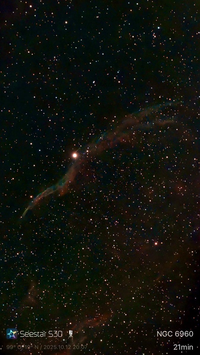 Mexican_Space's tweet photo. Esta foto de NGC 6960, mejor conocida como “La Escoba de la Bruja”, la capture con el Seestar S30 que nos facilitó @skyshop_mx 🔭✨

🪄 Dato curioso: esta nebulosa es el resto de una supernova que explotó hace más de 8,000 años, y sus filamentos siguen expandiéndose a miles de km por segundo 🌌⚡️

Estamos preparando un video especial para compartir todos los datos técnicos y mostrarles lo fácil y espectacular que es hacer astrofotografía con este equipo 🪐💫

¡Comenta qué objeto te gustaría que fotografiáramos después! 👩‍🚀📷

#SERASpace