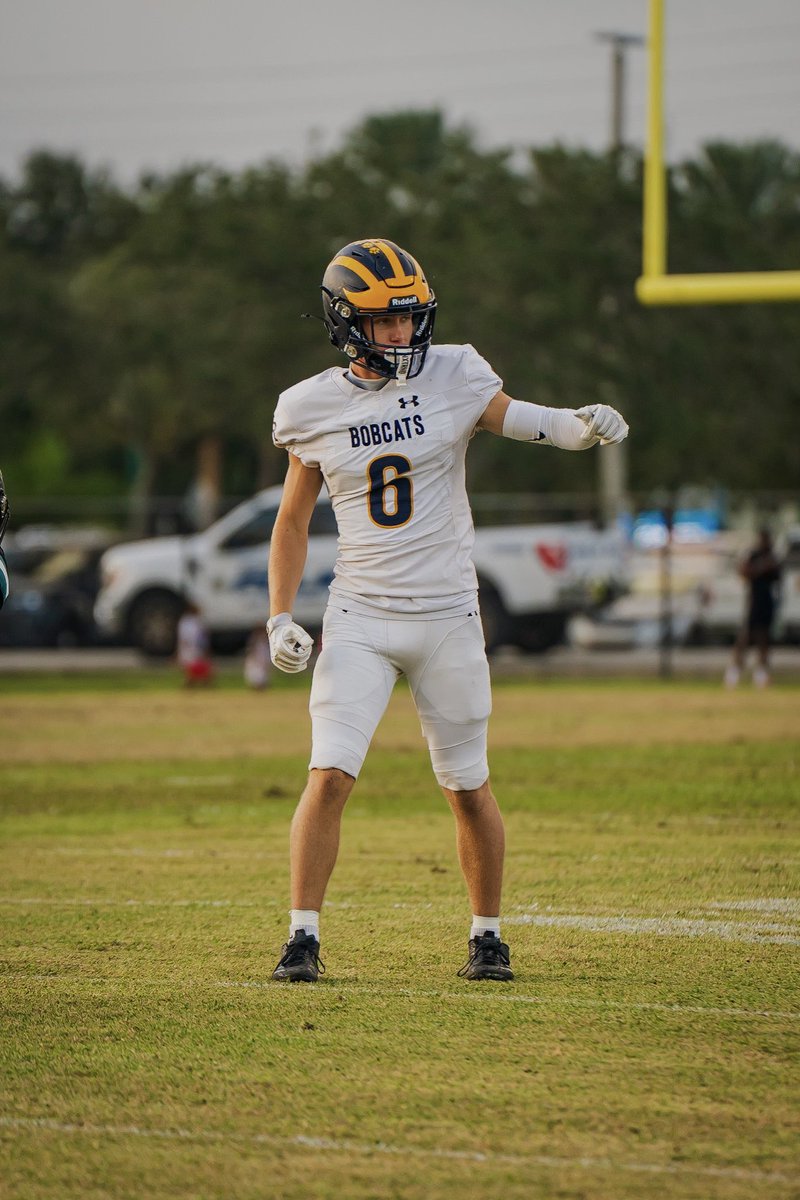 crewgibson_'s tweet photo. Check out my Week 7 highlights https://t.co/JyCw5EumNL https://t.co/DS9wh5PWmu