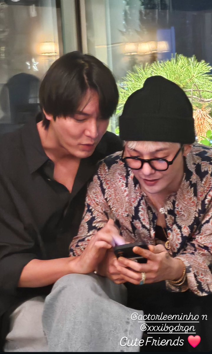 the pic must be from this date 🤗
Jiyong and minho