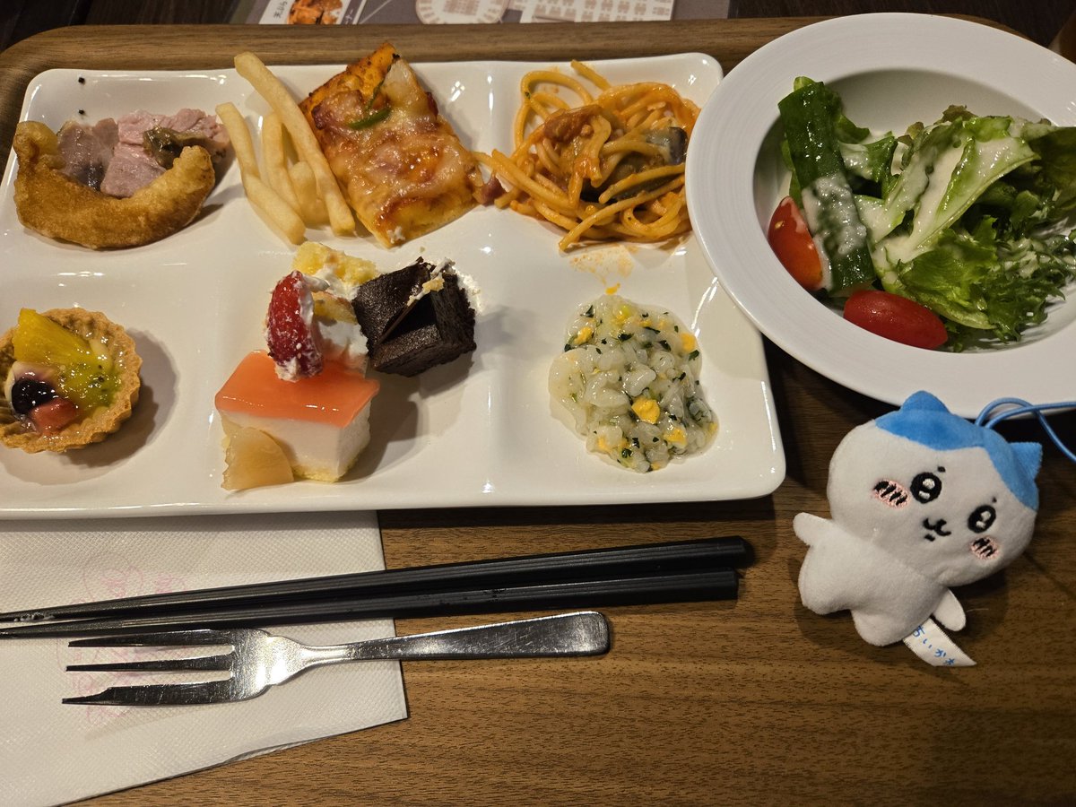 imo_imoooo's tweet photo. ビッフェ🍴 https://t.co/CeXIAOtz8b
