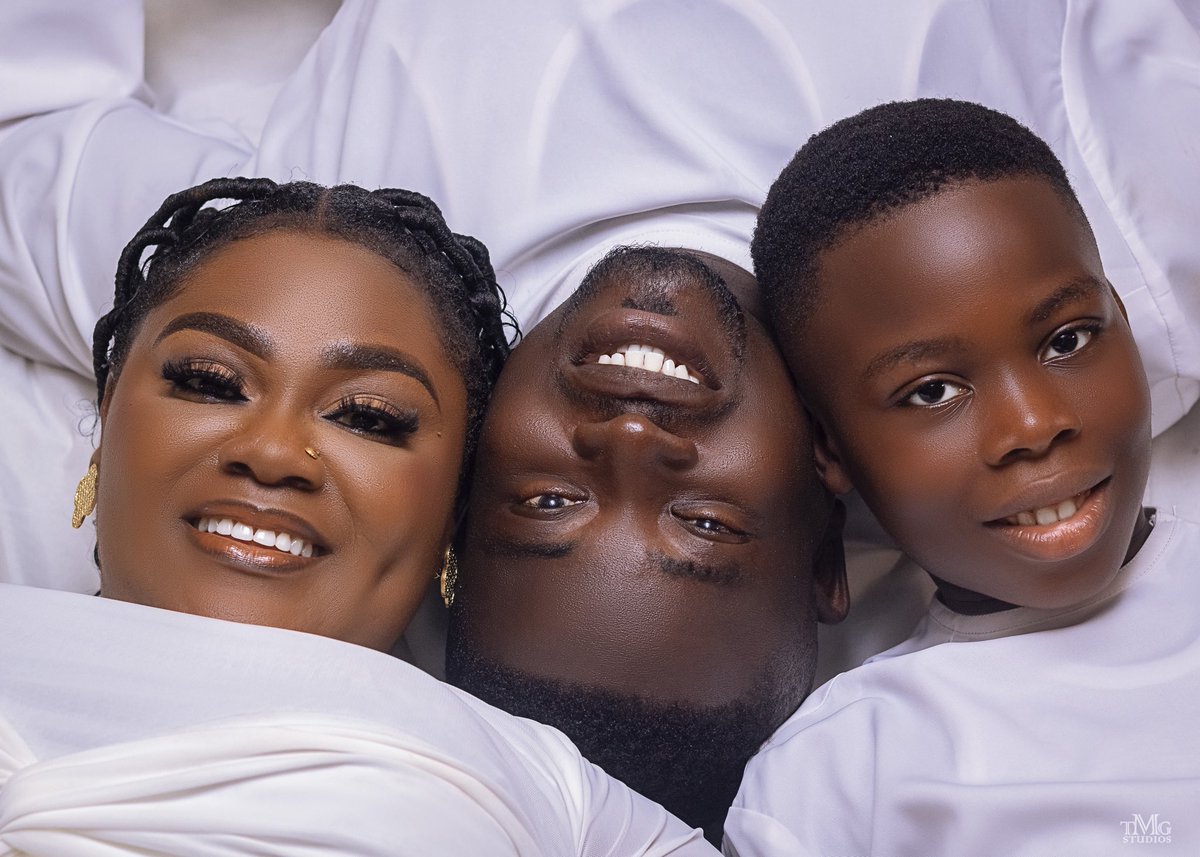 Dapo_TMG's tweet photo. Let’s Redefine Your Gallery…TMG STUDIOS📸🎥 #tmgstudios #photographer #cinematographer #videographer https://t.co/bOFYFzVAoU