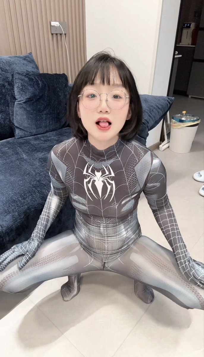 ashtxnkissme's tweet image. 准备搞个宠粉活动，参与一键三连，抽几个送新拍的视频！
(中奖的宝子小助理那里领取）！！！！