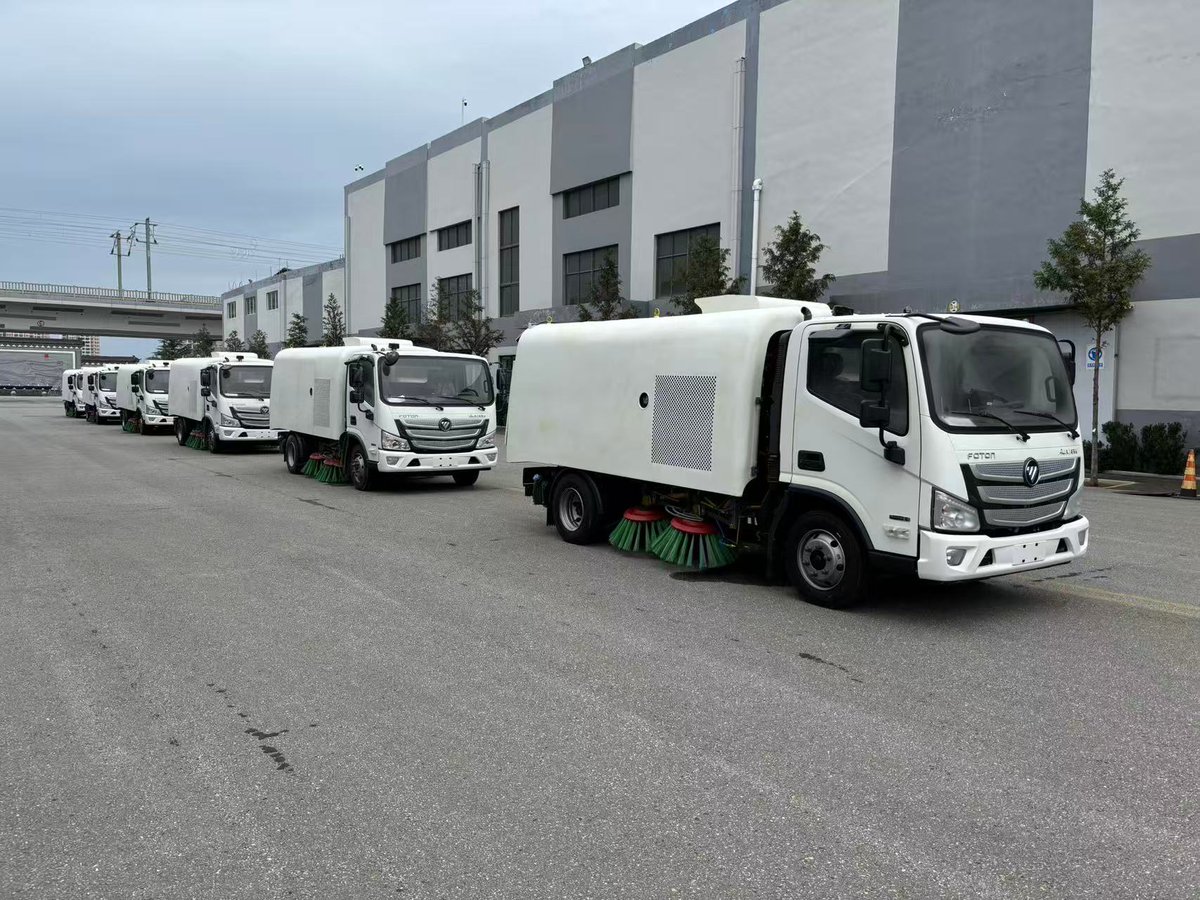 Delivery as scheduled for customer--6 units of Road Sweeper Truck from Haide Vehicle
#roadcleaning #sweepertruck #roadsweepertruck #cleaningtruck #municipleequipment