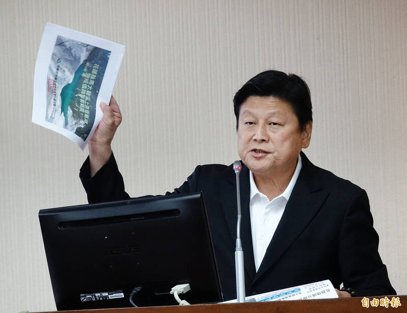 ltntw's tweet image. 太驚人了，原來花蓮鄉鎮公所已經獨立了，不歸花蓮縣政府所管！

【嗆劉世芳「裝瞎」 傅崐萁：撤離執行單位為鄉鎮公所 別栽贓花蓮縣府】
news.ltn.com.tw/news/politics/…

#劉世芳 #傅崐萁 #撤離 #Taiwan #台灣