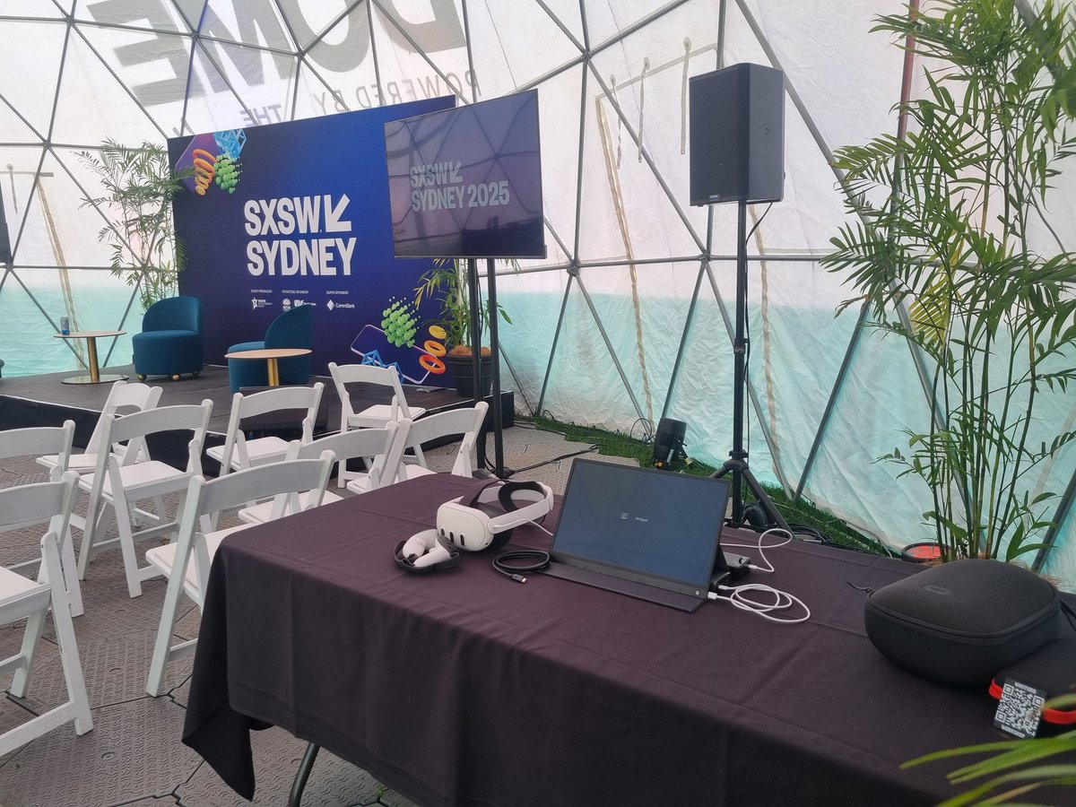 whitfordworkshp's tweet image. Whitford Workshop doing demos at #SXSWSydney 😎
Big thanks to @thatpatrickguy and the SydAR Meetup for having me.
#webxr #threejs #Quest3