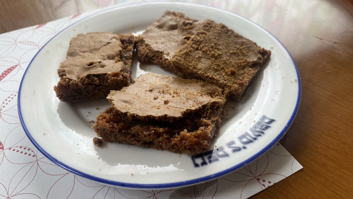 Walked to this nearby Israeli restaurant (from <a href="/ninja_padrino/">Dan Castellano</a>’s list) and was greeted in Hindi. Took me a while to swap Japanese with Hindi in the 3rd lg heap. It was Anukiran from Darjeeling. I try to use their 1lg with people who’re away from home. He fed me too much dessert!