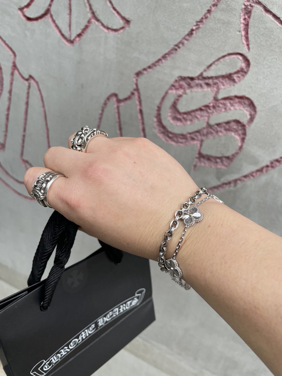 ruiruibrand's tweet image. 狙っていたアイテムカモンカモンできました🧷

#chromehearts #chromeheartsofficial #クロムハーツ