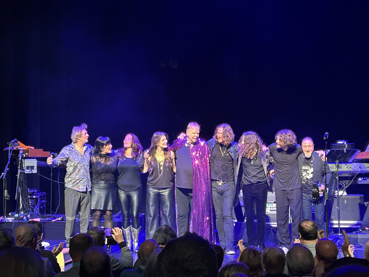 paulsmithme's tweet photo. Had a great time seeing @GrumpyOldRick and band last night. 

@TheWaterside1 more concerts please! https://t.co/lTCMU38btc