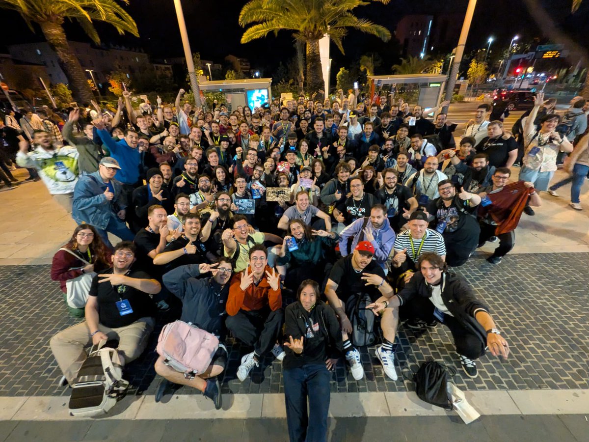 Termina el EVO Francia

Creo que con respecto a la competición no lo he hecho bien, pero quitando eso ha sido una experiencia increíble y la spanish inquisition ha sido sin duda una cosa, gracias a todos 🇪🇸 

Con ganas de practicar y mejorar en 2XKO 🤠