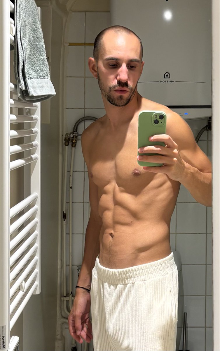 Lordfurby🏹 tweet media