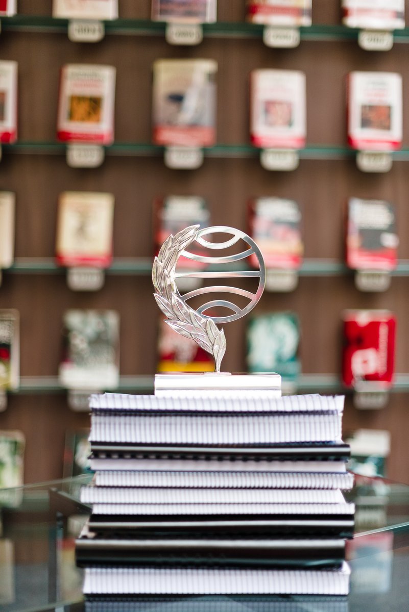 PlanetadeLibros tweet media