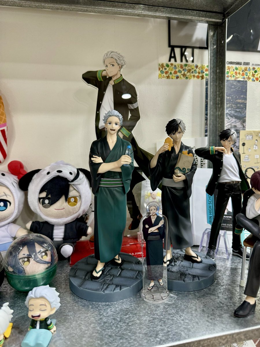 쿠지 17트 개같이 멸망하고
결국 우메미야는 돈주고 데려옴
서방님있으니까 보기좋다 사쿠라야