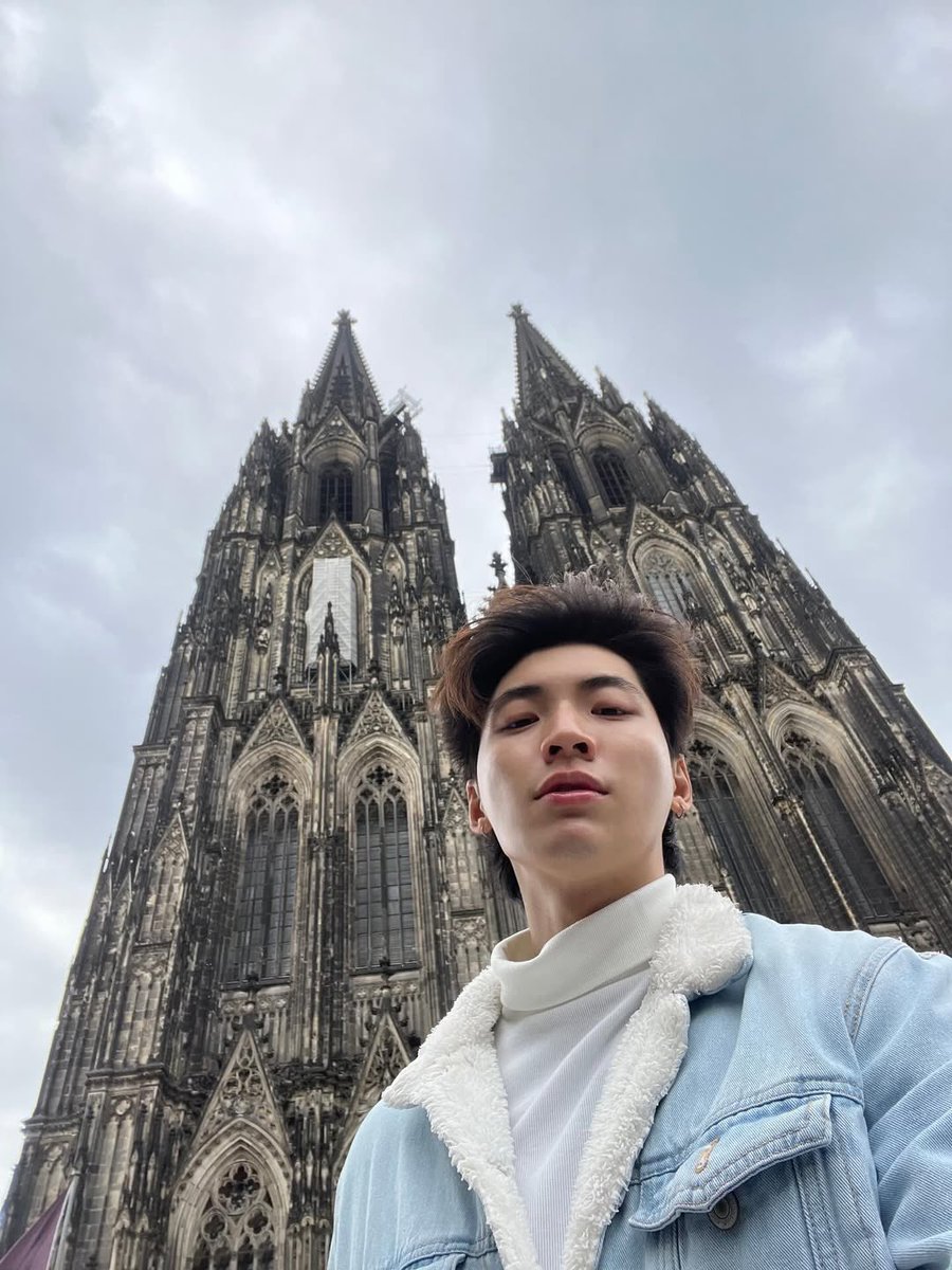 pondponlawit tweet media