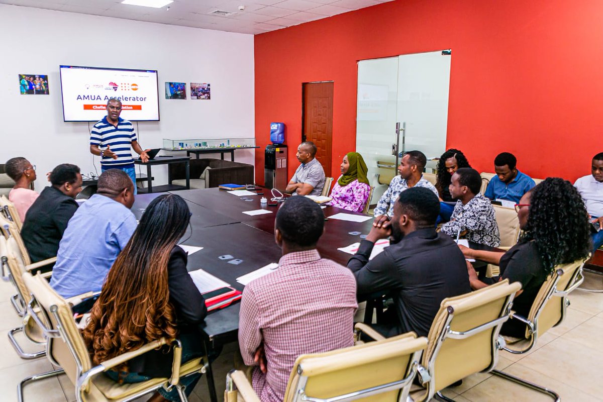 Big moves ahead! 🚀 We wrapped an inspiring session validating SRHR challenge statements as we gear up for the next AMUA Accelerator.
Think your startup has what it takes to drive change in SRHR? Stay tuned for application details! 
#amuaaccelerator