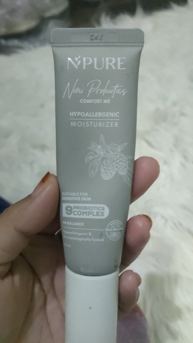 mheeeeey's tweet photo. @ohmy_beautybank Ini baguss kak.. aku udh cobain sndri... Ringan dan cpettt nyerep.gak bkin makin oily
https://t.co/38j6kd8QVS https://t.co/UfbMu5JNfF