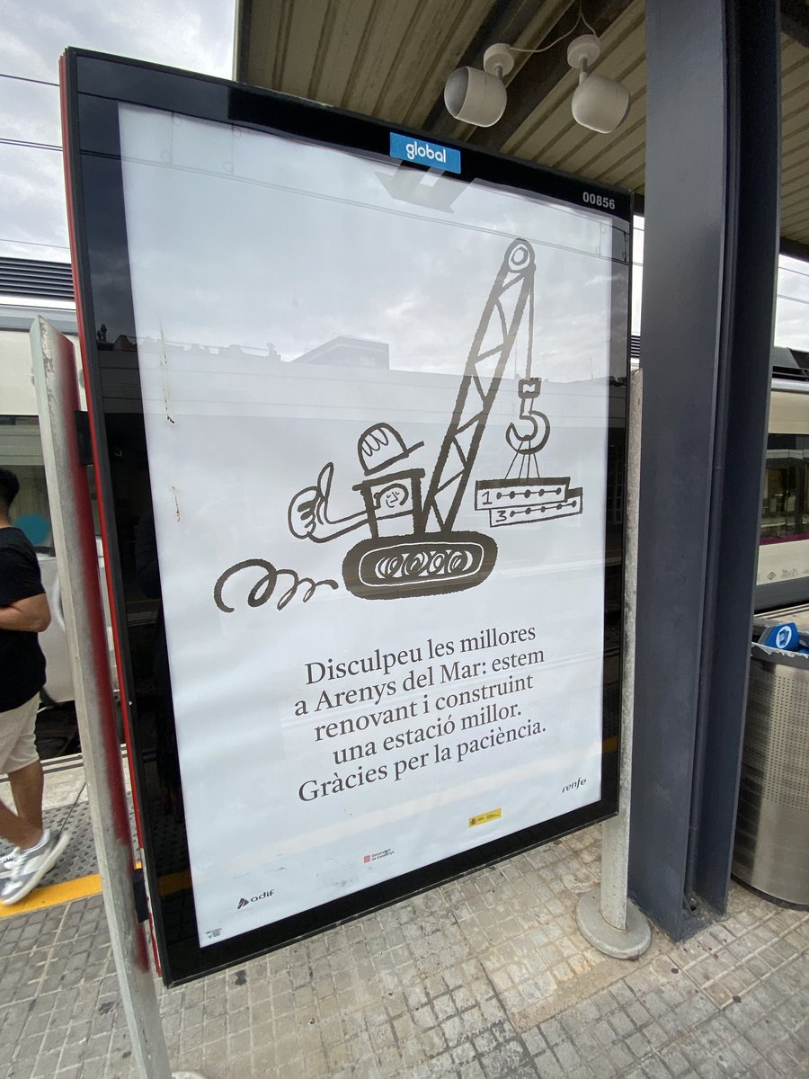 Bon dia <a href="/rodalies/">Rodalies Catalunya</a>. Ja està bé que es remodeli l'estació, però no cal canviar el nom del poble 👍. <a href="/rod1cat/">R1 Rodalies 🤖</a> #arenysdemar