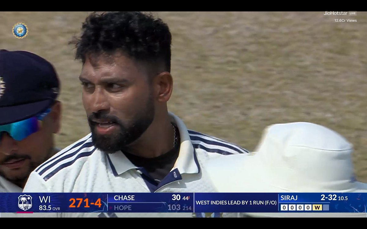 Akaran_1's tweet image. 🚨 MOHAMMED SIRAJ TOPS TEST WICKET CHART IN 2025! 🚨

- Establishing himself as one of India’s premier Test bowlers right now! 💪🔥

#MohammedSiraj #INDvsWI #TestCricket #TeamIndia #Cricket