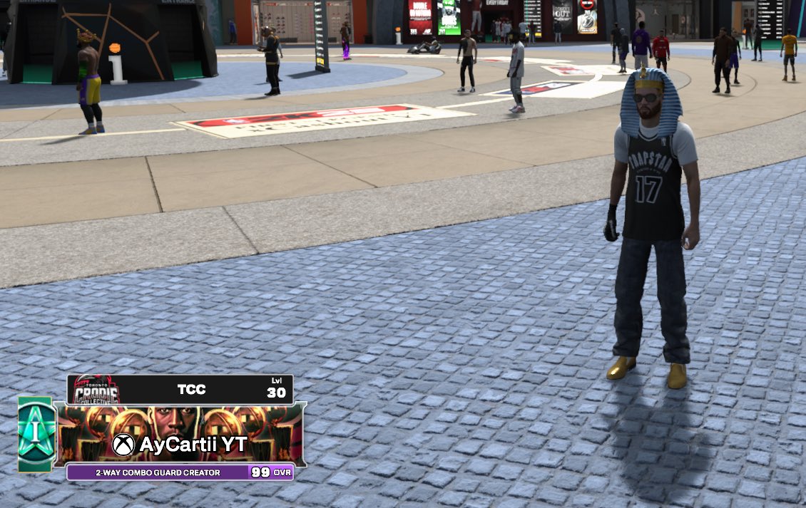 AyCartii tweet media