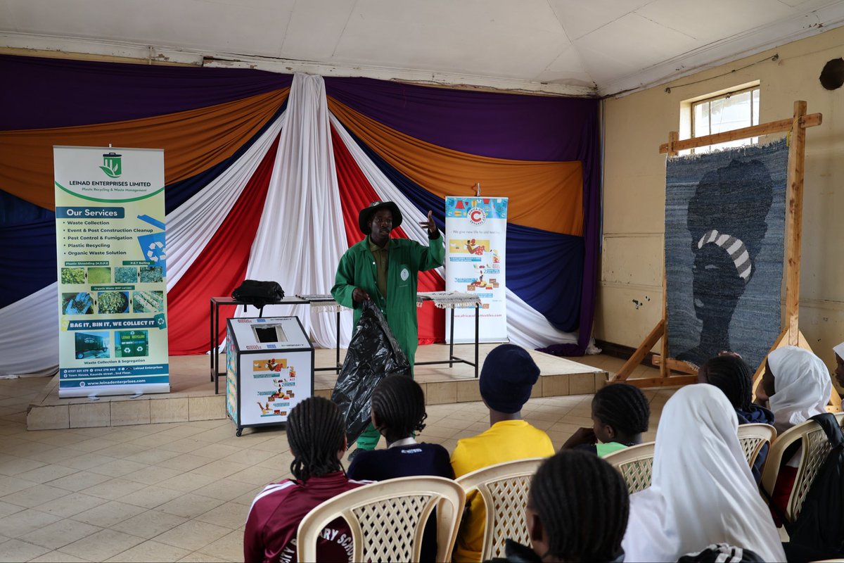 WasteSwift's tweet image. and reaffirmed our commitment to a cleaner, greener world. 

Every tree planted and every waste collected brings us closer to a sustainable future, one community at a time.

Visit WasteSwift.org

#WasteSwift #SmartWaste #TreePlantingDay #MazingiraDay #CleanUp