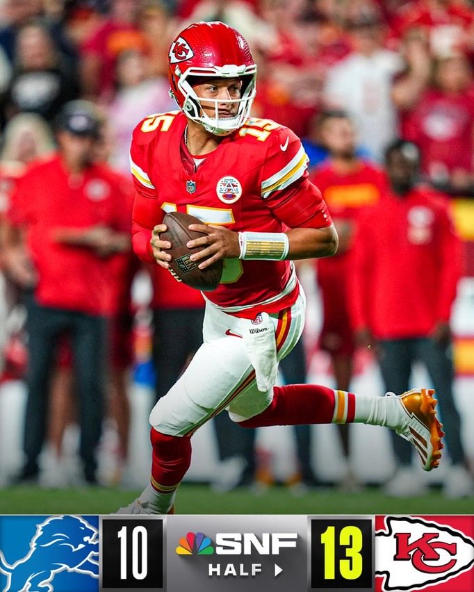NandoSportsNews's tweet photo. This is the team we always want to see. Our #ChiefsKingdom crushing opponents and making no mistakes, a near-perfect game.
The offense was perfect, everyone involved, Mahomes at his best, and the receivers were perfect, the running backs breaking tackles. And the defense was 100% https://t.co/Di9UQuGeO4
