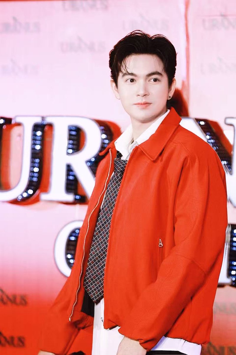 darunee_su's tweet photo. นานๆ ทีจะมีรูปคนหล่อๆ มาฝาก 

#เข้มหัสวีร์ 
#hussawee
#kemhussawee
#hussaweefamily
#บ้านคนรักเข้มหัสวีร์ https://t.co/bQCecNhOxB