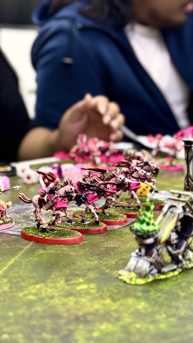 jessyjessyuwu's tweet photo. Played one game of Spearhead after a veeeeeery long time and lost against skellies 😆 #Spearhead #daughtersofkhaine https://t.co/ZQcMaesZPB