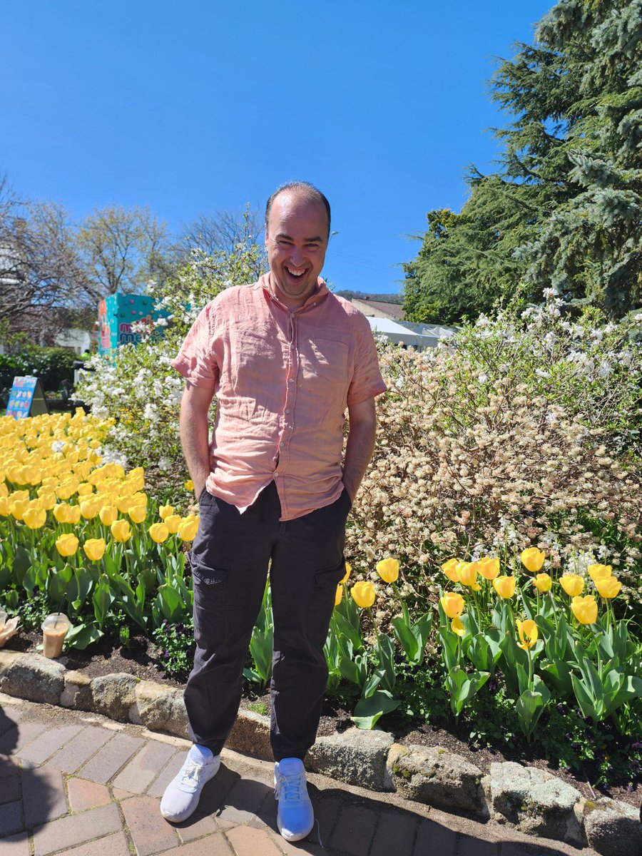 Smiles, sunshine and tulips in full bloom 🌷☀️
 Our Alive4Life crew had an incredible day at the Sydney Tulip Festival laughter all around, vibrant colours everywhere and happy faces soaking it all in. Daniel was all smiles posing among the flowers while our clients enjoyed every