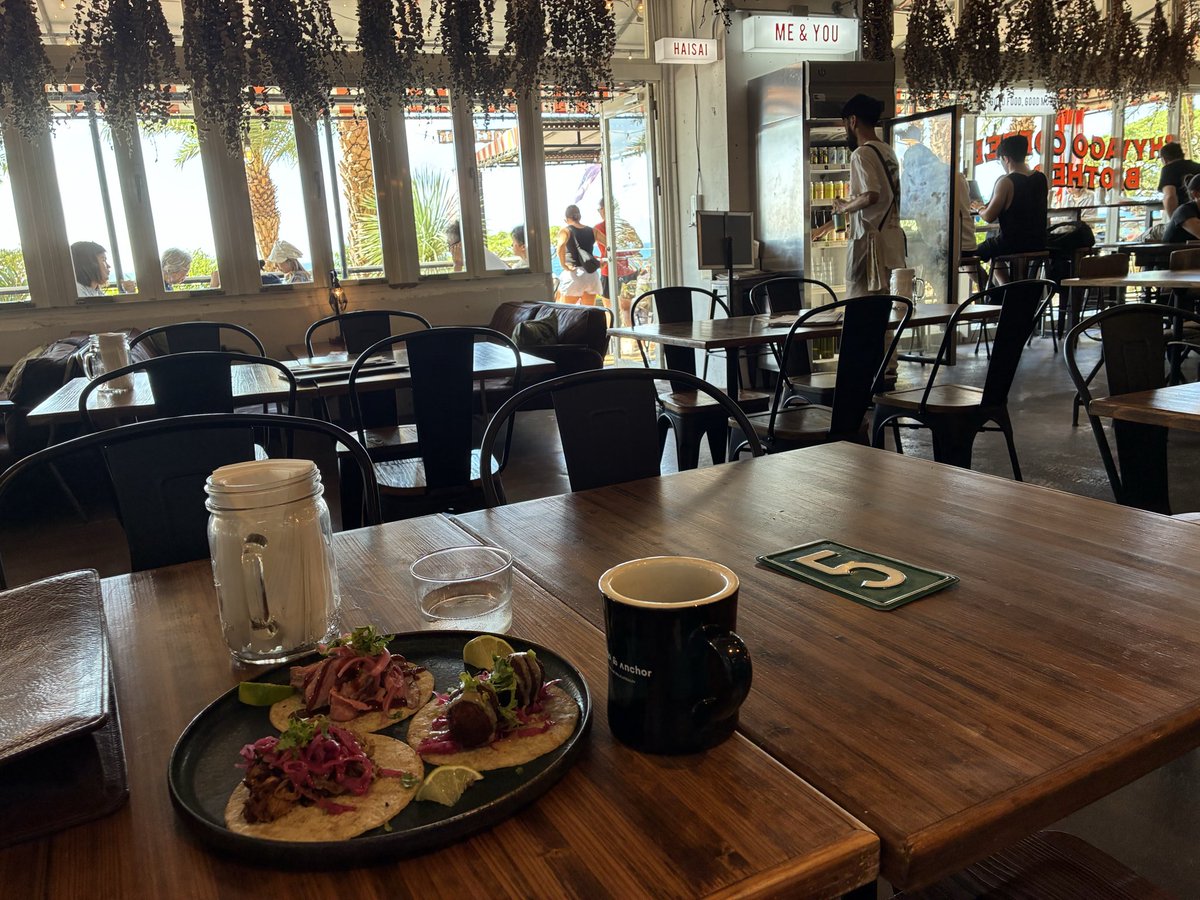 MagicLeonardo's tweet image. 沖縄旅行andマジックオーシャン出演、最高に楽しませていただきました！

マジックオーシャンの皆様方、改めましてありがとうございました！