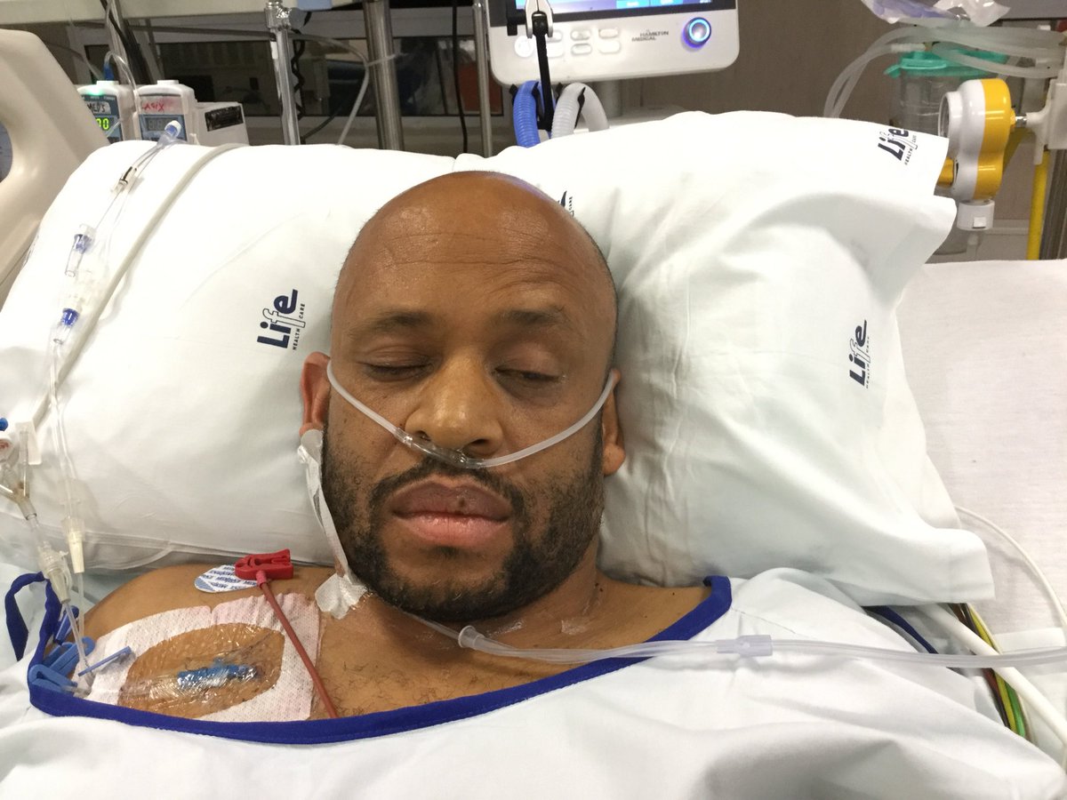 tshepomekoa's tweet image. In 2016, I suffered a near-death motorbike accident.
I had internal bleeding and a fractured pelvis. Doctors told me I would never walk again, let alone run nor ride a bike again.
But I was determined to prove them wrong.
Yesterday, I did. I ran my first 21 km in 02:41:09.
It…