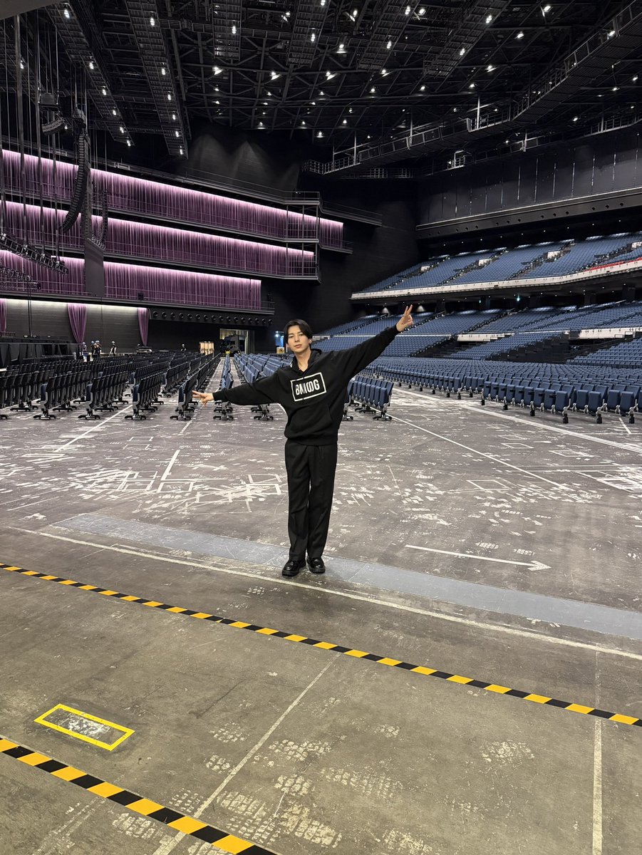 starglow_bmsg's tweet image. 〖#FROM_ADAM ✍️💬〗

皆さんこんにちは！
ADAMです⭐️

プレデビューからすでにここまで、信じられないほど沢山の経験をさせていただき、いつも支えてくださっている皆さんのおかげでこれ以上ない幸せな日々が続いています。…