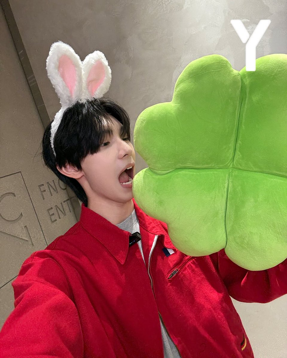 최립우 토끼라 앞니 두톨 자기주장이 너무 강해..🤣
