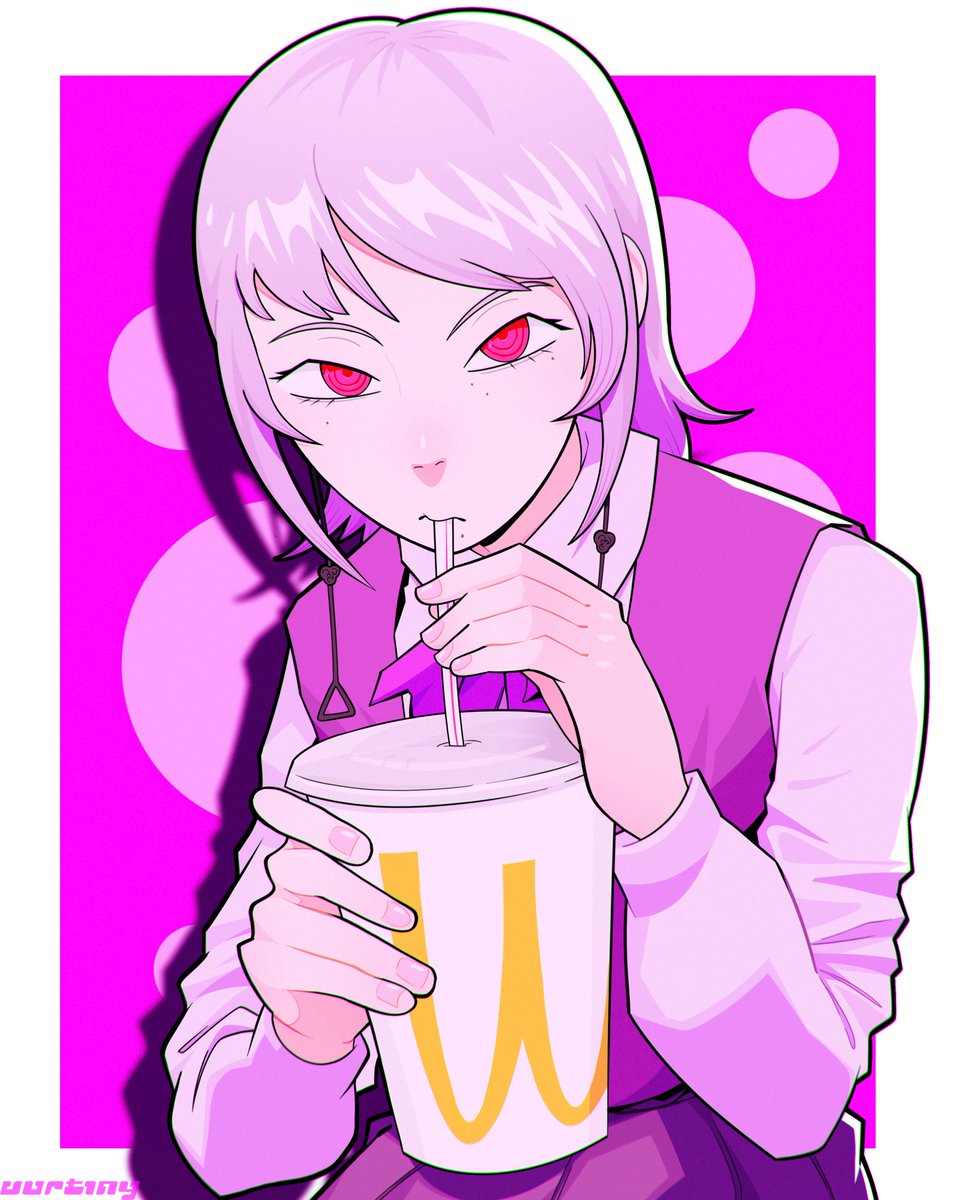 Drink - Inktober Day 13

A good excuse to draw Fami
#chainsawman #Inktober