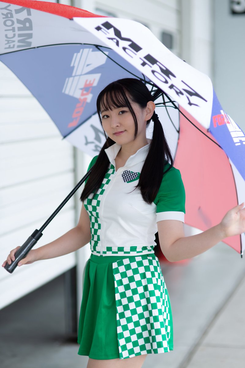 shippo_hama's tweet image. 鈴鹿 FUN&amp;amp;RUN! 2-Wheels 25.10

レースクイーン🏍️
新田柚花 さん @yuukanew3

#鈴鹿サーキット #SUZUKA #FUNRUN
#レースクイーン